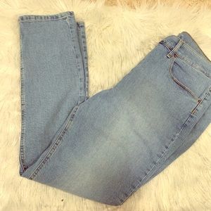 Mott & Bow ankle boyfriend jeans